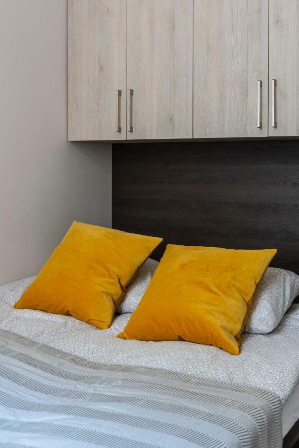 בודפשט Deluxe Downtown Home 2 Bedrm, 2 Bathrm מראה חיצוני תמונה